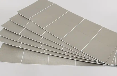 Conductive cloth is based on fiber cloth (commonly used polyester fiber cloth) as the substrate