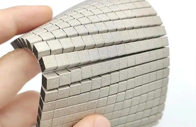 Conductive foam refers to a conductive cloth wrapped on a flame retardant sponge